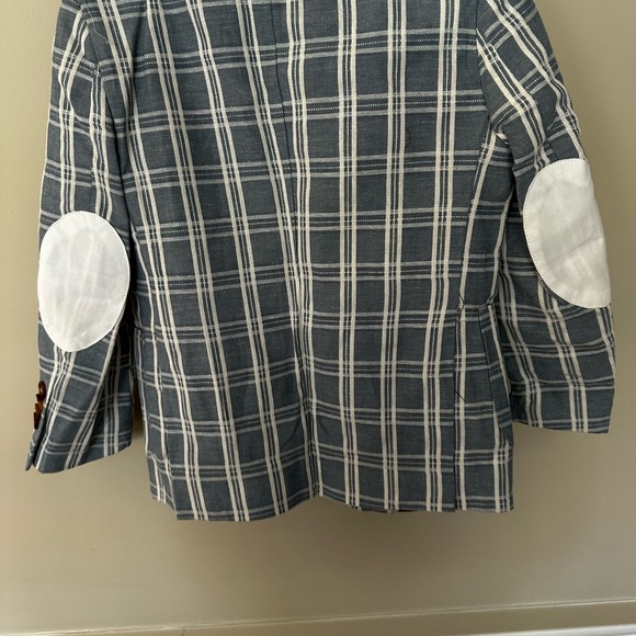 Perfect light blue with white stripes boys blazer size 5 (like new) - Picture 3 of 4